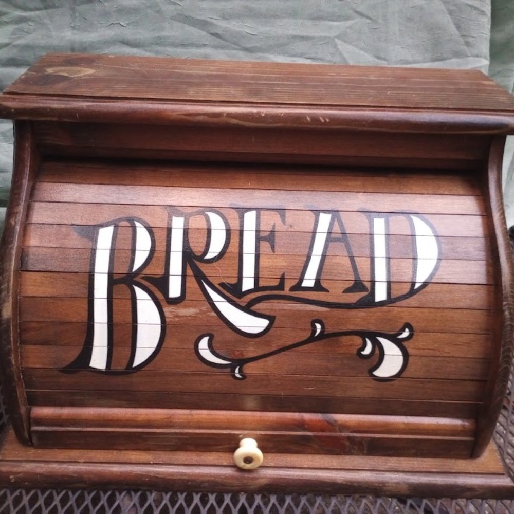 Wooden Bread Box – Brown Rustic Bread Storage